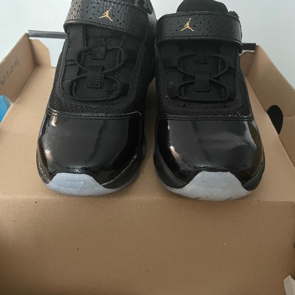 Boys size 12.5c - Picture 3 of 4